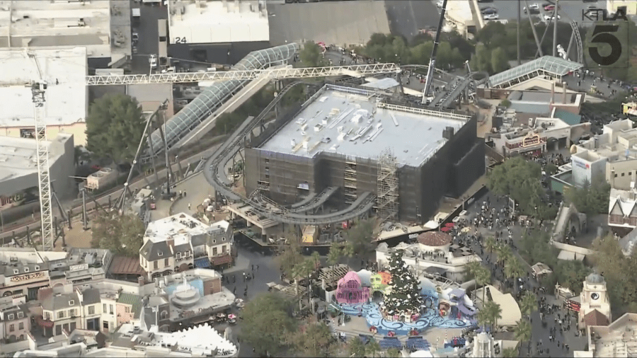 here’s-what-the-new-coaster-at-universal-studios-looks-like-now