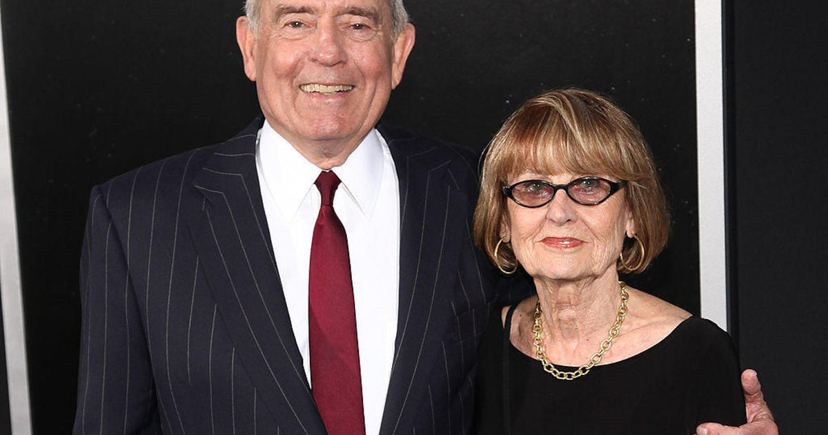 jean-rather,-wife-of-longtime-former-cbs-news-anchor-dan-rather,-dies-at-89