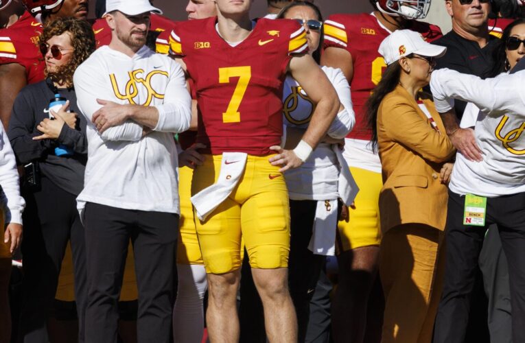 USC quarterback Miller Moss announces he’s entering transfer portal