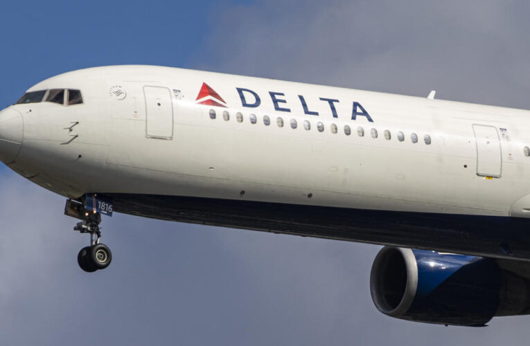 2 Delta attendants fail breathalyzer test before international flight