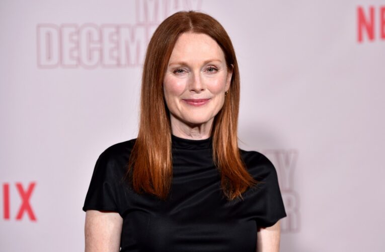 Horoscopes Dec. 3, 2024: Julianne Moore, open discussions will help you resolve issues