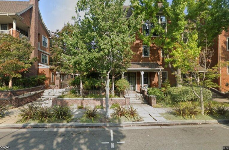 Condominium sells in Palo Alto for $2.8 million