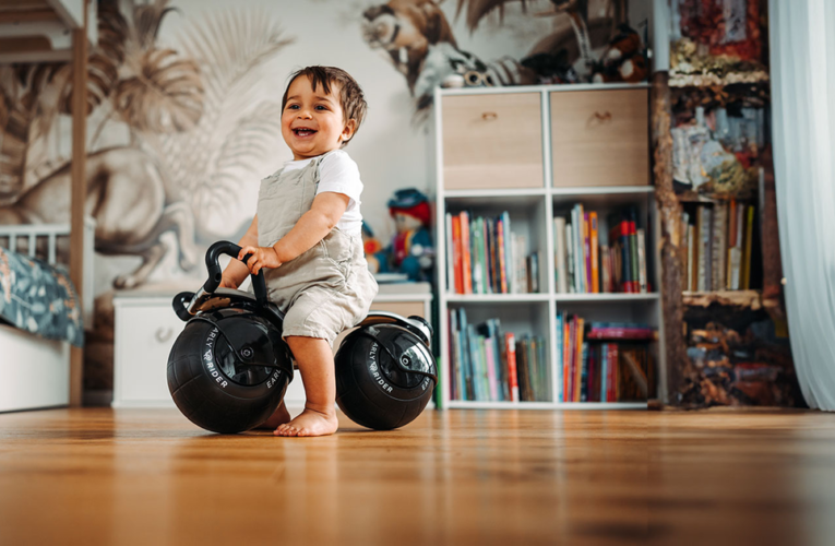 What is a balance bike? The benefits of the training wheel-free option for kids.