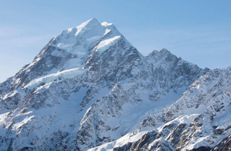 3 climbers from U.S., Canada believed dead in fall from New Zealand’s highest peak