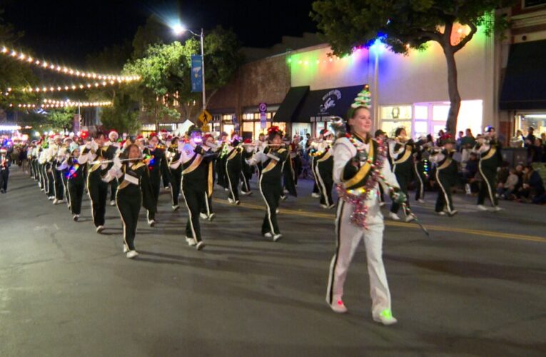 Residents, visitors flock to downtown holiday parade: ‘Very memorable moment’