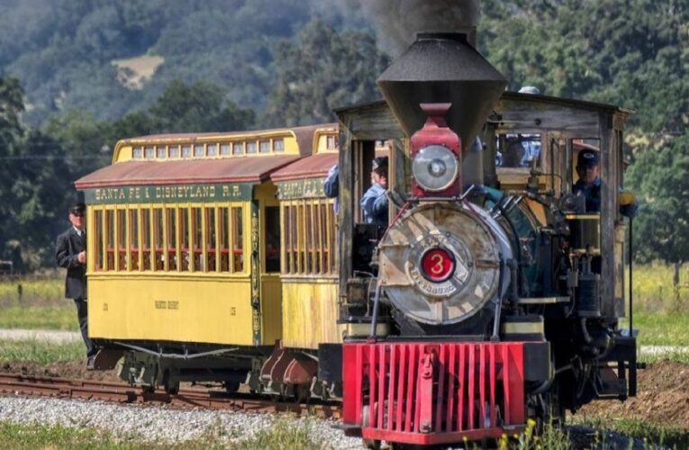 Disneyland’s original train cars part of annual holiday celebration on Central Coast