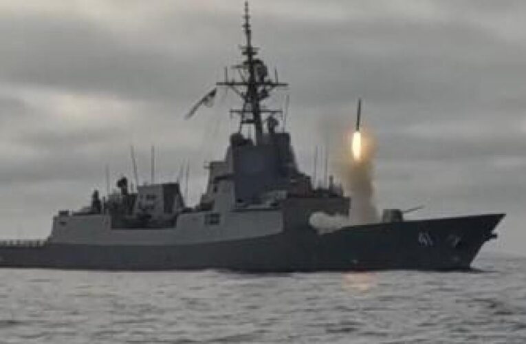 Australian warship test-fires Tomahawk missile off U.S. coast