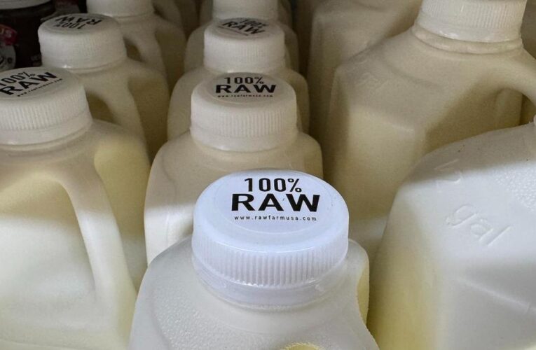 Raw and unpasteurized milk must test for bird flu, USDA mandates