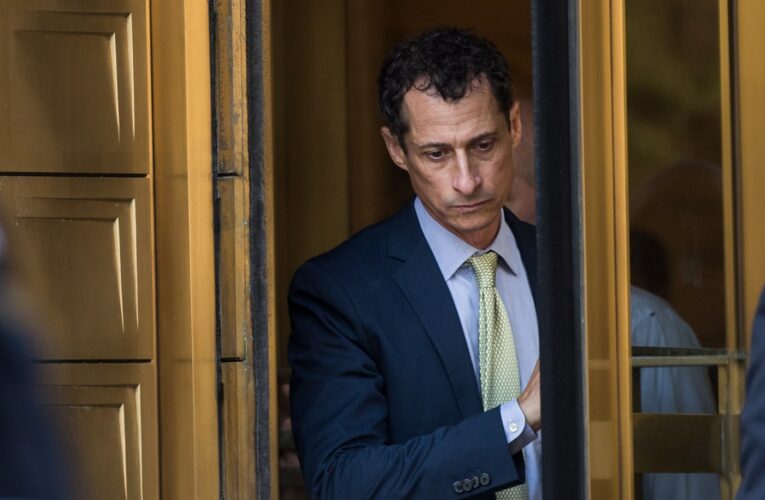 Anthony Weiner, ex-congressman jailed in sexting scandal, files to run for NYC City Council seat