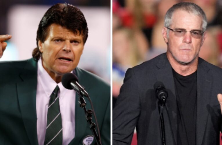 Mark Gastineau confronts Brett Favre over Michael Strahan sack record: ‘You fell down for him’