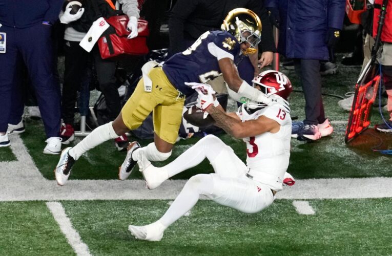 Notre Dame kicks off new college football playoff era with 27-17 win over Indiana