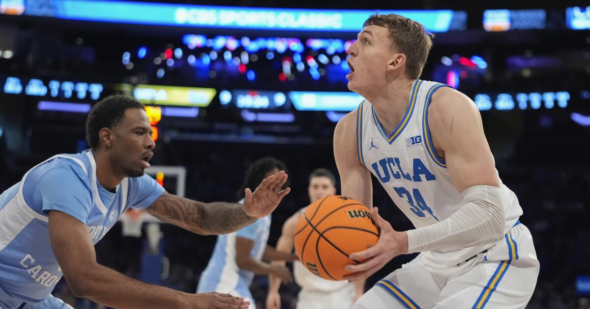 no.-18-ucla-gives-up-16-point-lead,-losing-to-north-carolina-in-a-heartbreaker