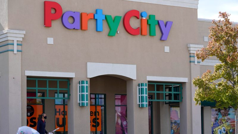 2-party-city-stores-will-stay-open-despite-national-closures-—-here’s-where