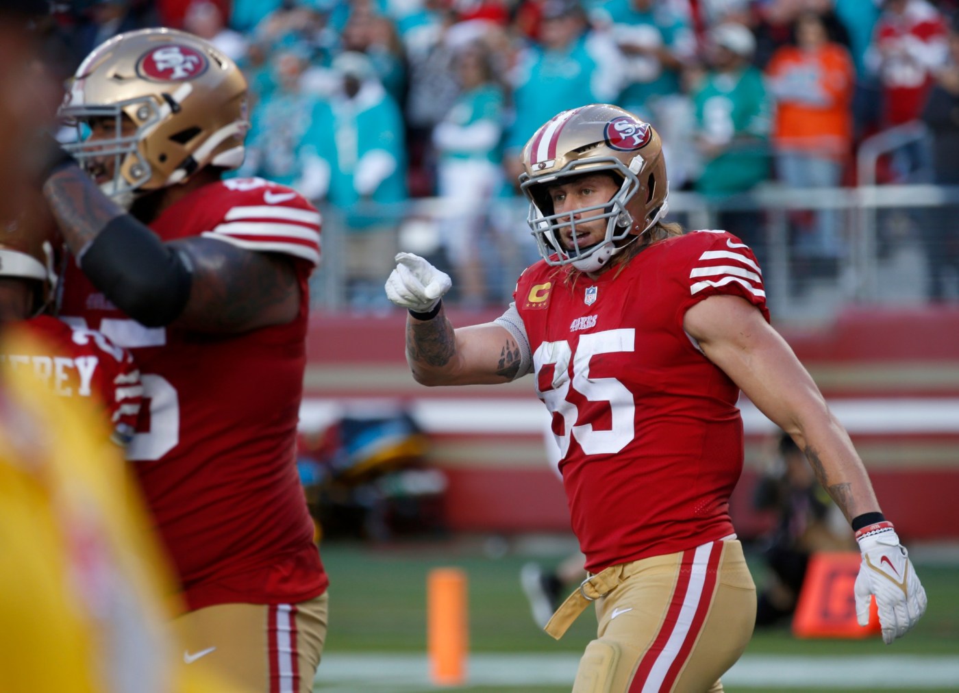 live-49ers-updates:-niners-take-on-dolphins-in-miami