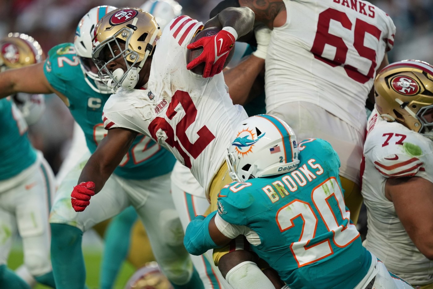 kurtenbach:-the-49ers’-loss-to-the-dolphins-was-the-perfect-encapsulation-of-an-imperfect-season