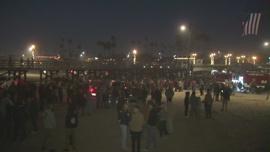 vigil-held-to-honor-la.-firefighter-lost-at-sea-in-free-dive-off-long-beach