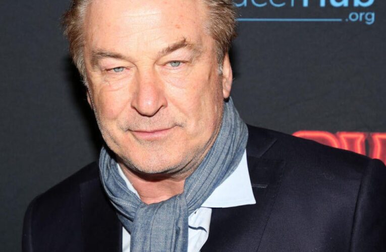 Prosecutor drops appeal to reinstate “Rust” charges against Alec Baldwin