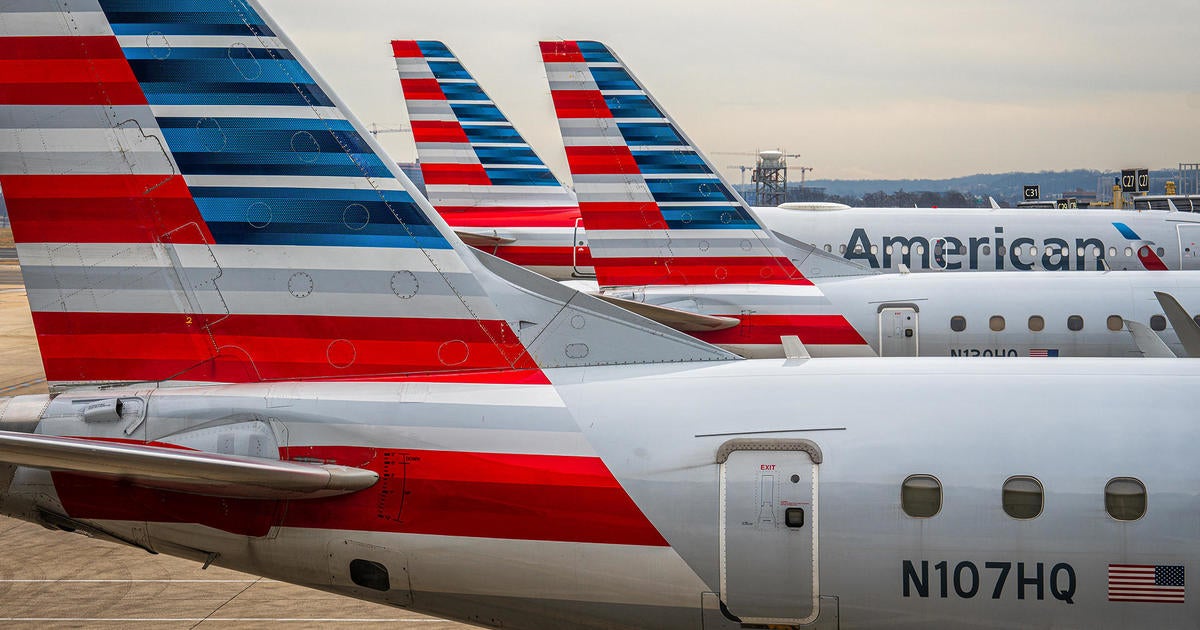 american-airlines-flights-nationwide-delayed-by-“technical-issue”