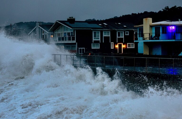 Huge waves pause, then return to smash Bay Area coast through Saturday morning