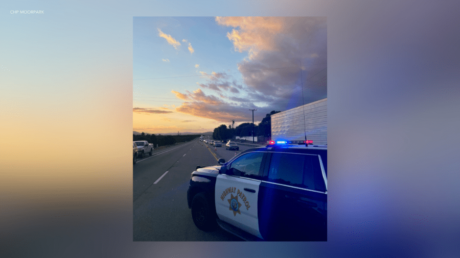 head-on-crash-leaves-2-dead-in-ventura-county