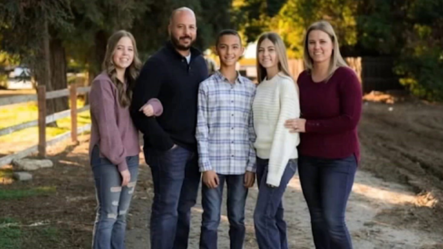 hanford-family-mourns-4-loved-ones-killed-in-crash-days-before-christmas