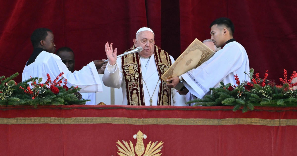 pope-shares-christmas-message,-marking-start-of-church’s-holy-year