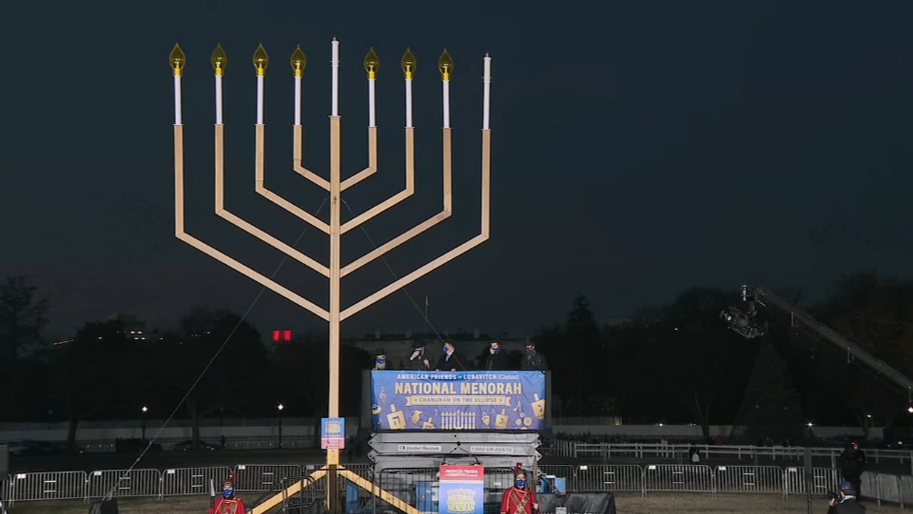 in-a-calendar-rarity,-hanukkah-starts-this-year-on-christmas-day