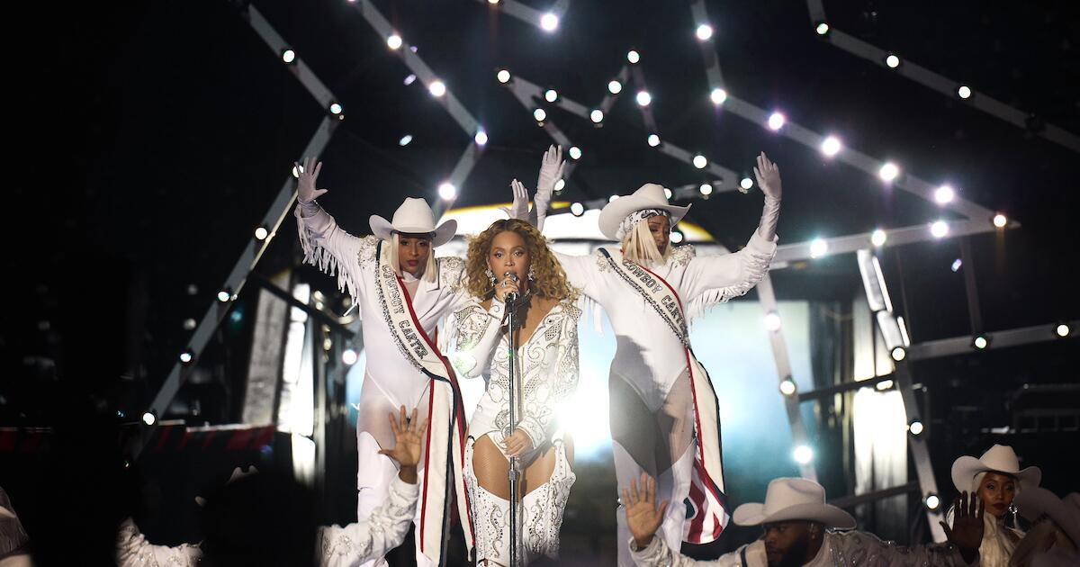 beyonce-brings-‘cowboy-carter’-to-the-nfl-on-netflix