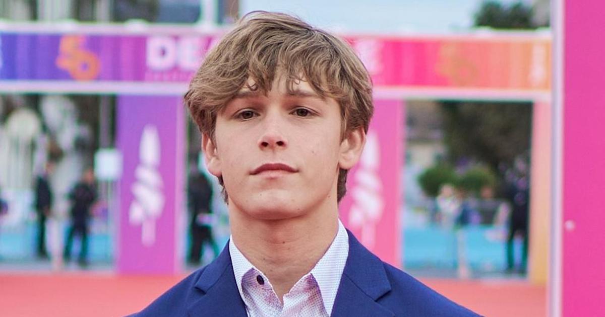 “baby-driver”-actor-hudson-meek,-16,-dies-after-falling-from-a-moving-vehicle