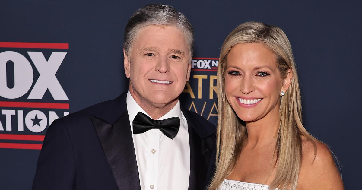 fox-&-fiancee:-sean-hannity-is-engaged-to-fellow-fox-news-host-ainsley-earhardt