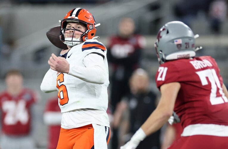 Syracuse defeats Washington State in DIRECTV Holiday Bowl