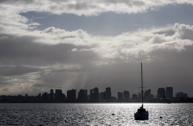 Look for weekend warmup and clear skies for New Year’s Eve