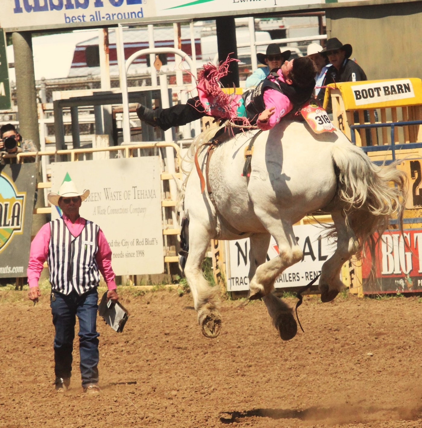 california-finals-rodeo-starts-sunday