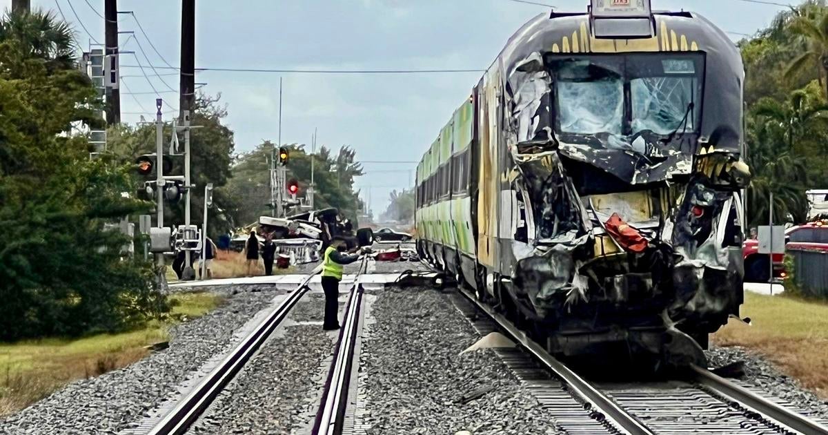 15-injured-after-brightline-train-collides-with-delray-beach-fire-engine