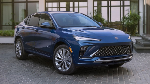 debuting-2024-buick-envista-suv-claims-car-of-the-year-honors