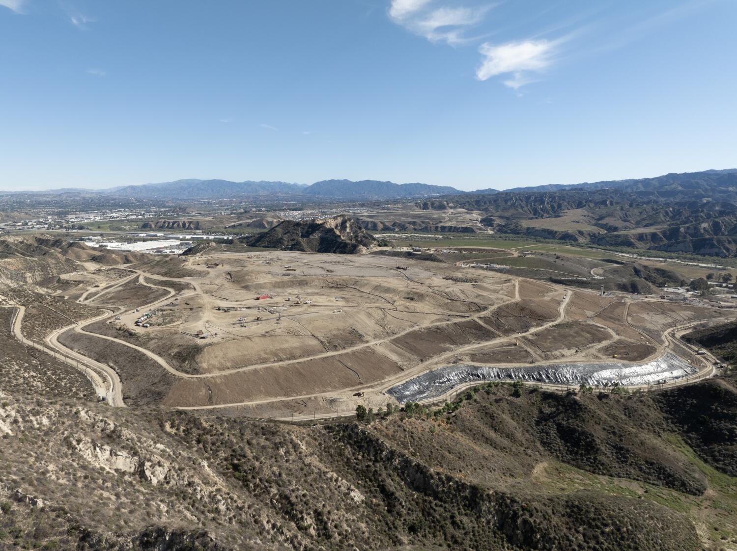 troubled-chiquita-canyon-landfill-will-cease-accepting-trash-in-2025