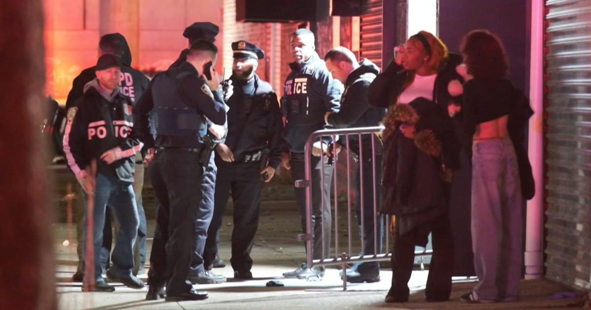 10-teens-wounded-in-queens-mass-shooting,-police-say