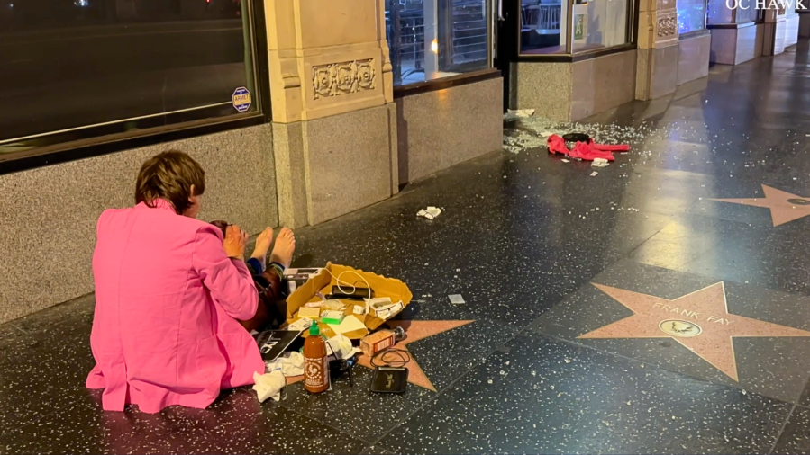 barefoot-person-found-outside-burglarized-cafe-on-hollywood-walk-of-fame