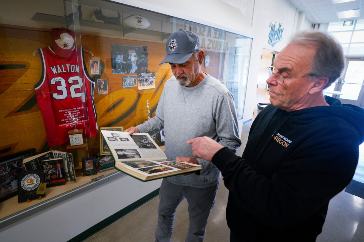 helix-high-school-to-celebrate-alum-and-nba-great-bill-walton