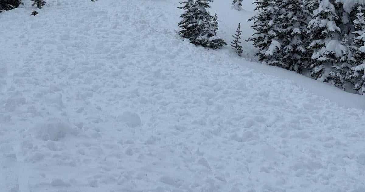 skier-killed,-another-injured-after-avalanche-triggered-in-wyoming