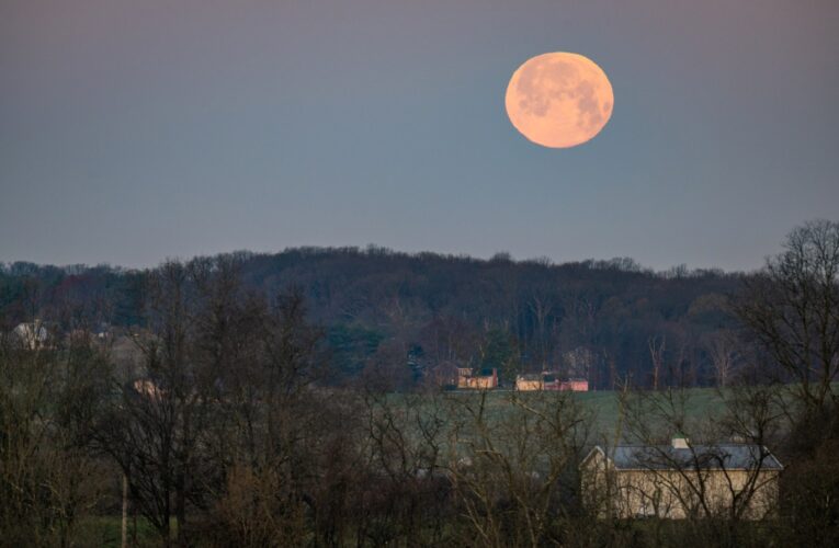 How to see the moon hide Mars in Jan. 13 lunar occultation