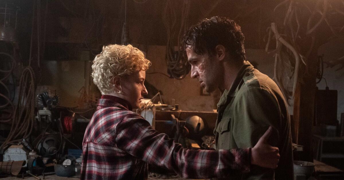 review:-christopher-abbott-and-julia-garner-are-stuck-in-a-howler-of-a-‘wolf-man’