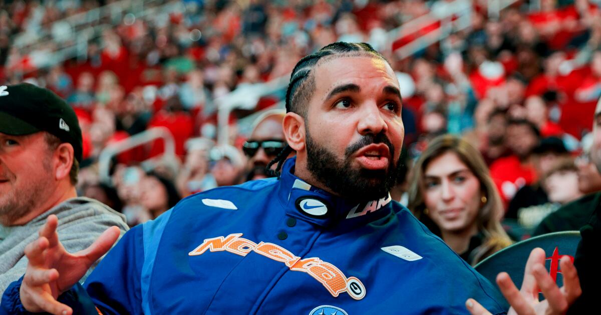 drake-lawsuit-accuses-universal-music-group-of-defamation-for-‘not-like-us’