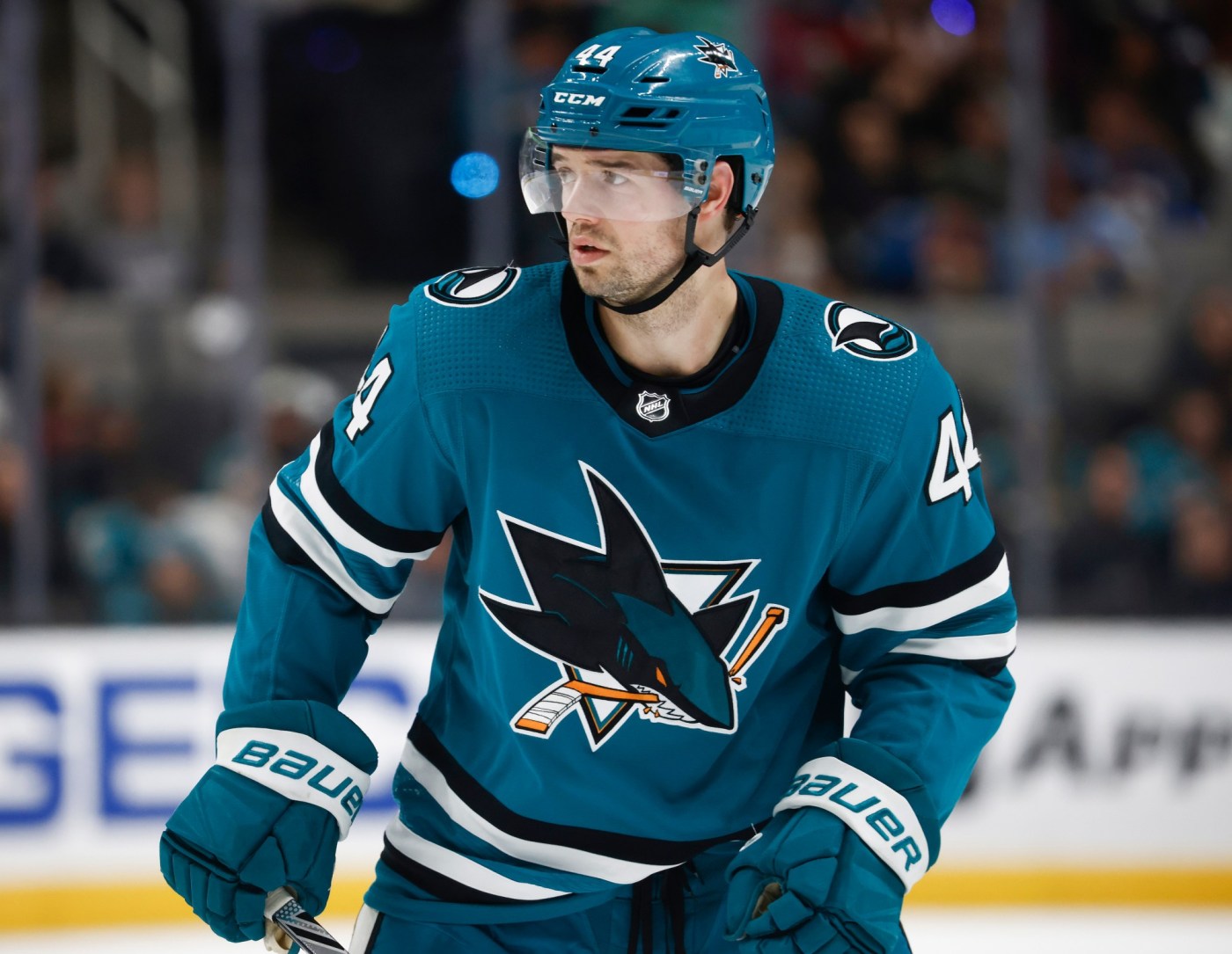 as-milestone-nears,-sharks’-vlasic-has-bone-to-pick-with-nhl:-‘it’s-absolutely-absurd’