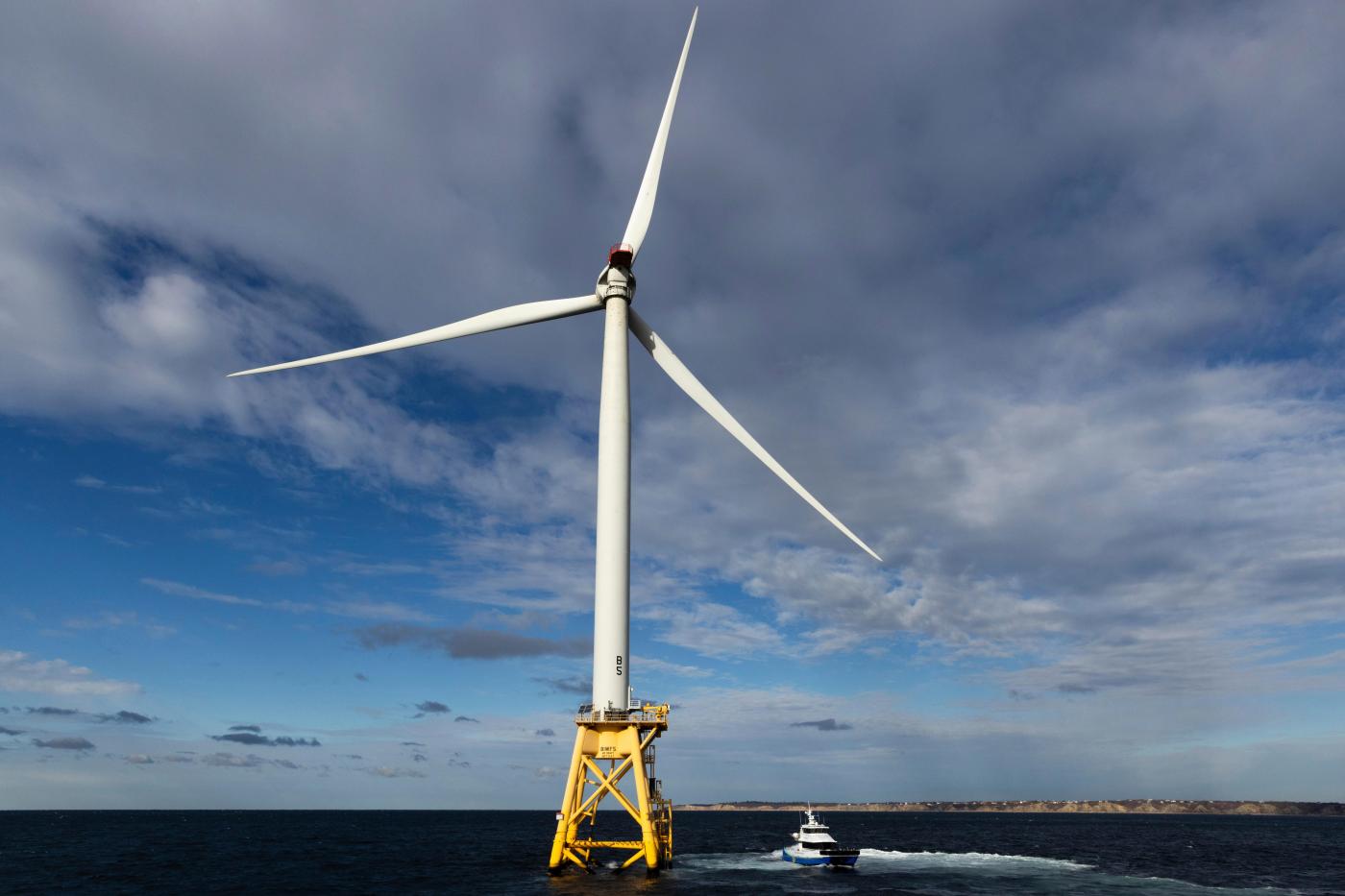 trump-tasks-congressman-with-writing-executive-order-he-could-issue-to-halt-offshore-wind