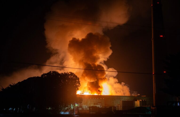 Huge fire at Moss Landing battery plant spurs evacuations, road closures, sends out plumes of toxic smoke