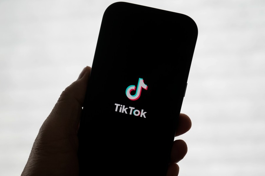 tiktok-goes-dark-in-the-us.