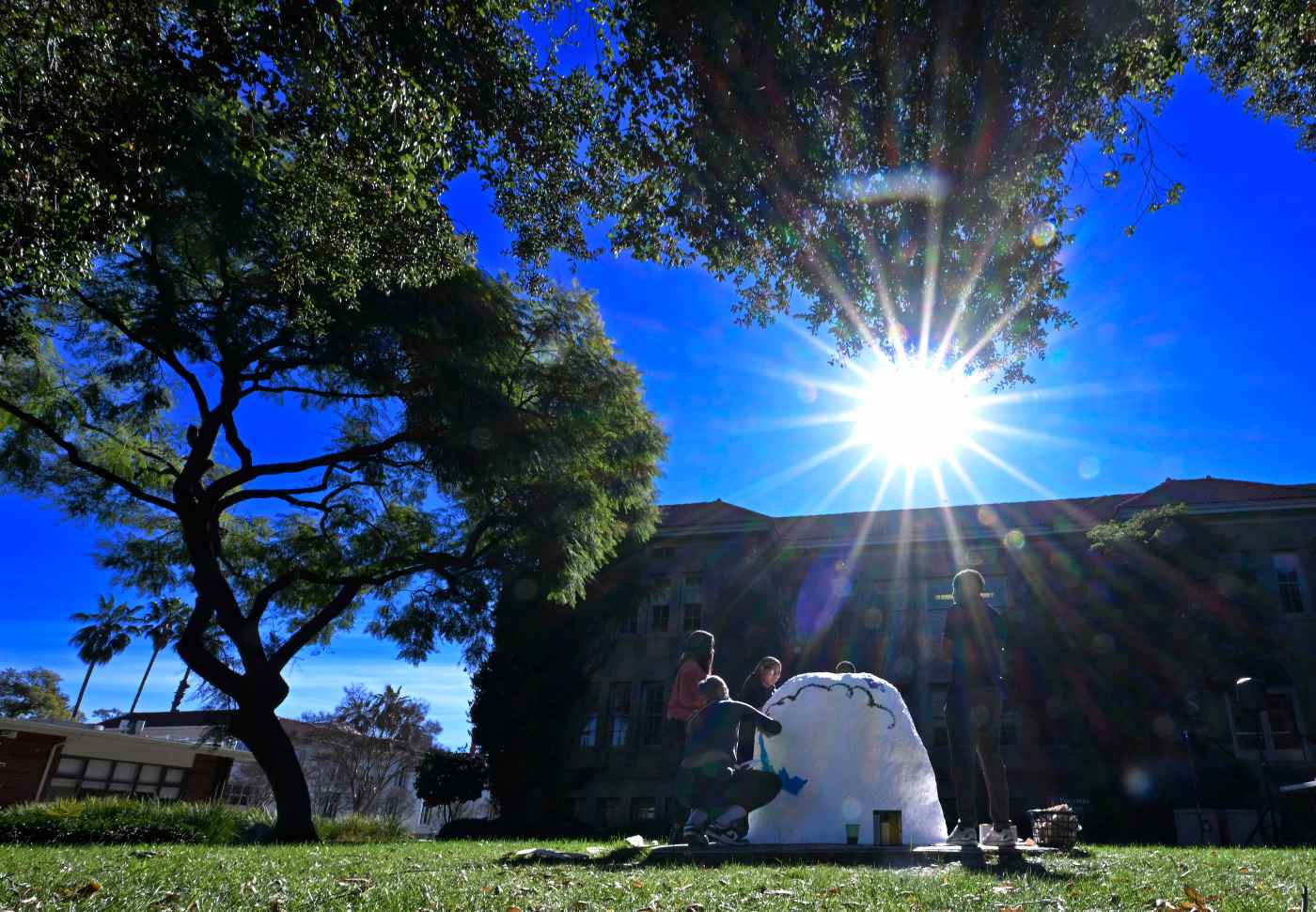 university-of-la-verne-students-salute-martin-luther-king-jr.