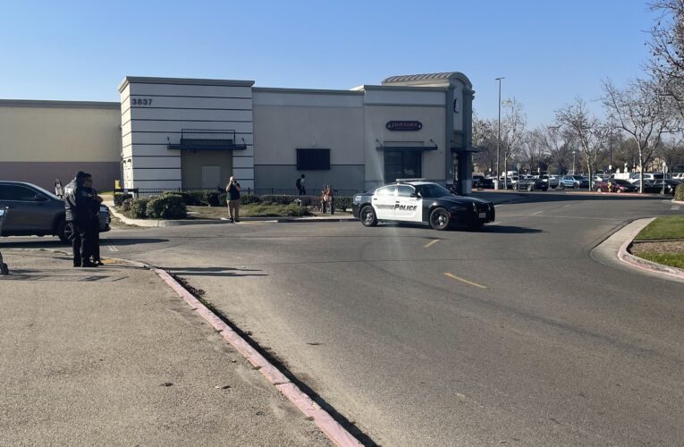 Man found shot near shopping center in Visalia, police say