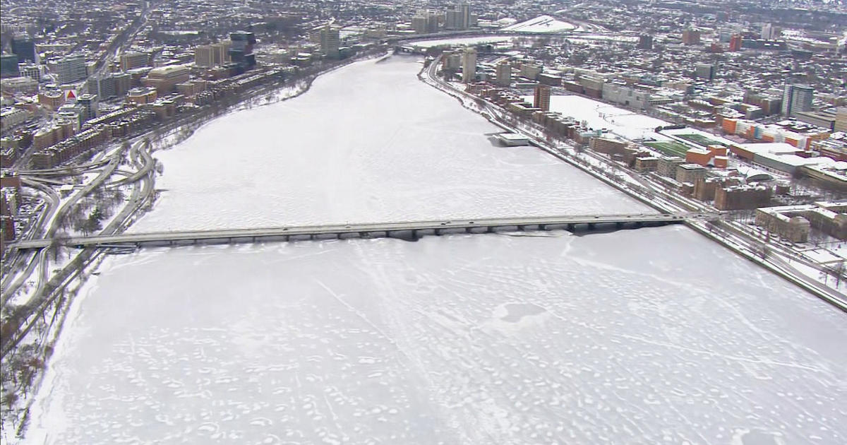 stay-off-the-charles-river-ice,-even-in-the-bitter-cold-here’s-why.